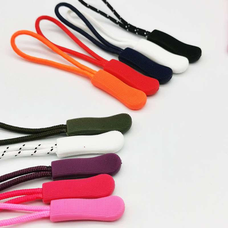 CT039 rubber zipper pulls