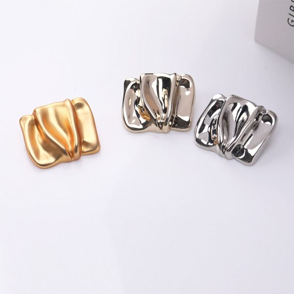 CT069 pleated metal buttons